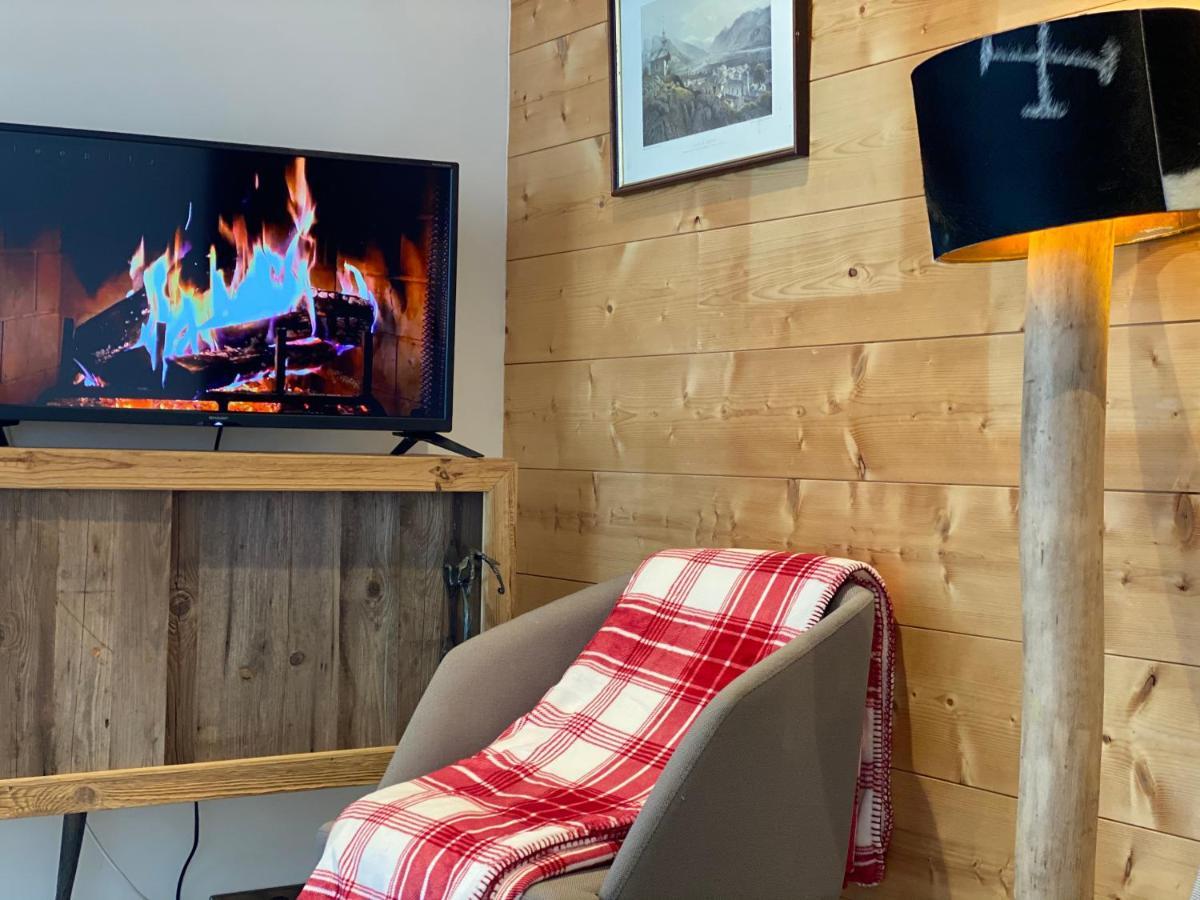 La Petite Azalee Apartment Монтрион Екстериор снимка